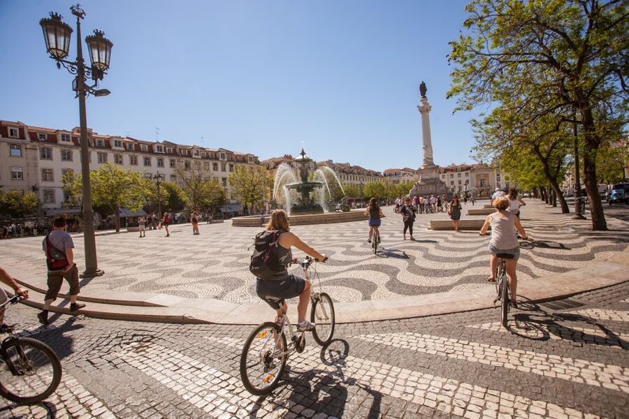 Lisbon: Bike Tour from Lisbon to Belém + Liquor & Pastry - Commerce Square, Cais do Sodré, and the river approach