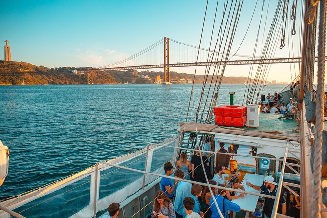 Lisbon Boat Party BIGGEST Sunset Cruise — with Music & Drinks - Drinks included: how the welcome drink system works for real