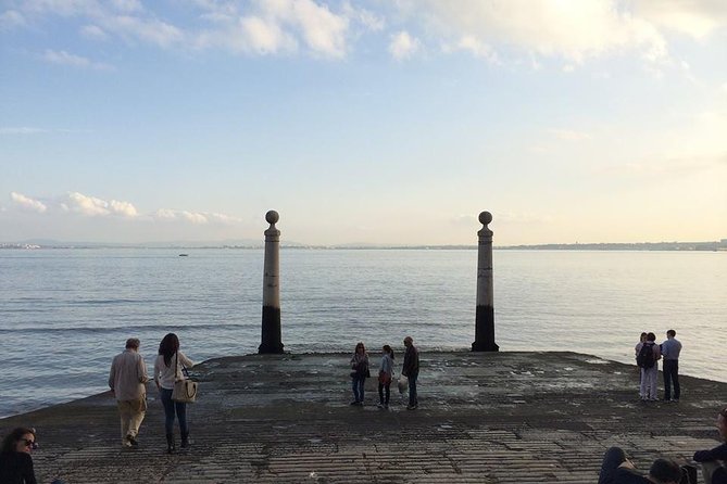 Lisbon by Heart Private Walking Tour - Santa Luzia viewpoint: A quick break with real payoff