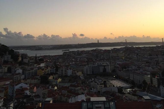 "Lisbon by Night" up to 6 people, private tour - Stop 1: Lisbon After Dark, Lights, Contrasts, Architecture, and Bridges