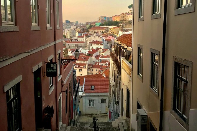 "Lisbon by Night" up to 6 people, private tour - Pickup and Drop-Off: The Underrated Quality-of-Life Feature