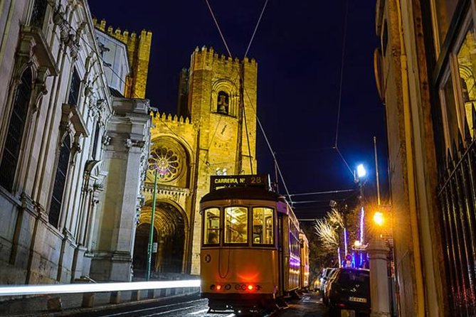 Lisbon By Night with Dinner and Fado Show Included - How the price stacks up for dinner + fado + transport