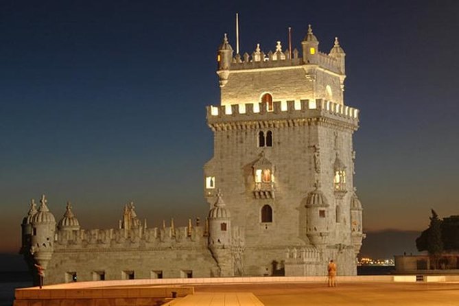 Lisbon By Night with Dinner and Fado Show Included - Miradouro da Senhora do Monte: the quick viewpoint that changes the night