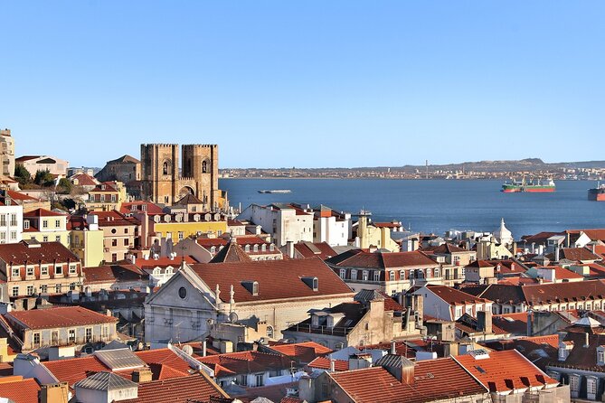 Lisbon Castel Sao Jorge Skip the line Tickets with Audio Guide - Skip-the-line entry that helps you beat the clock