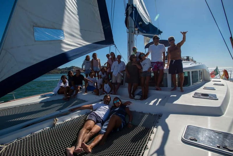 Lisbon: Catamaran Cruise with Drinks & Pastel de Nata - Drinks and Pastéis de Nata: The Parts You’ll Actually Remember