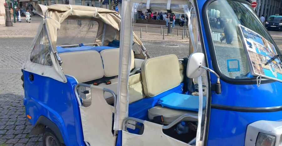 Lisbon: Chiado, Bairro Alto, and Principe Real Tuk Tuk Tour - Getting a fast grasp of Lisbon with a tuk-tuk plan