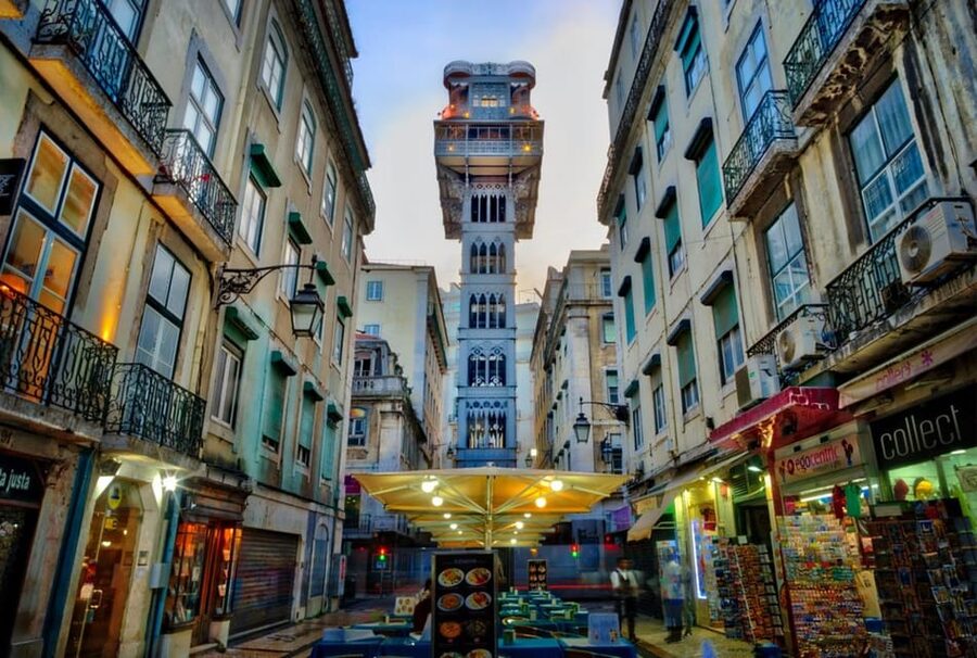 Lisbon: City Audio Guide with 24-Hour Transportation Pass - Food and Local Tips: How You Can Use the Day to Eat Well