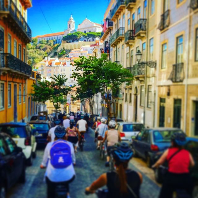 Lisbon: City Highlights and Viewpoints E-Bike Tour - Alfama and Santa Maria Maior: Turning Hills Into Easy Progress