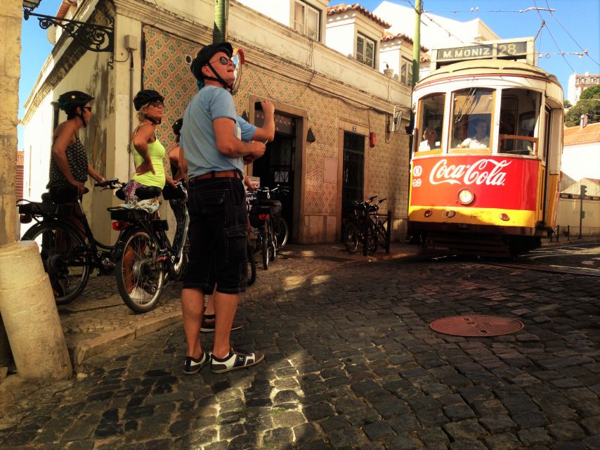 Lisbon: City Highlights and Viewpoints E-Bike Tour - Avenidas Novas and the Gulbenkian Foundation: A Different Side of Lisbon