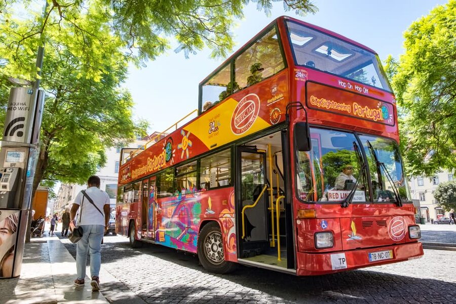 Lisbon: City Sightseeing Hop-On Hop-Off Bus Tour - Key things to know before you ride