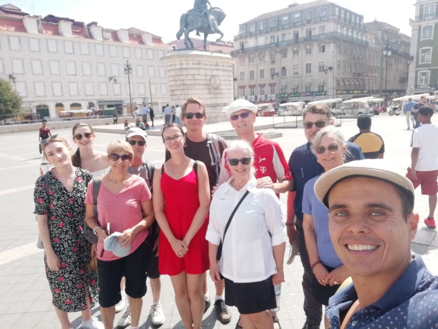 Lisbon: City Sightseeing Private Tour with Guide - Key highlights you’ll remember