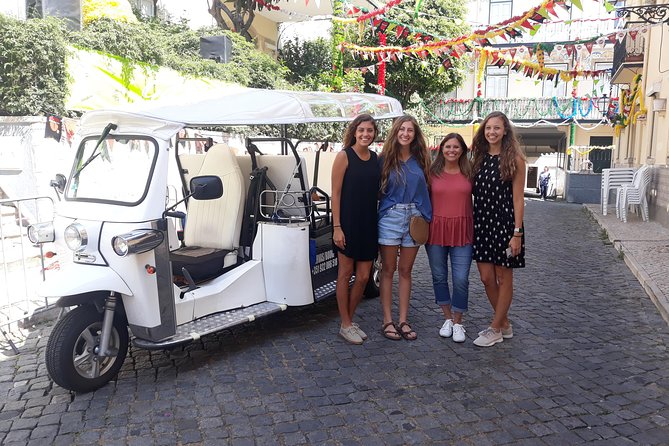Lisbon City Tour 2 hours (Máx 4 pax) - Miradouro das Portas do Sol: Alfama meets the river