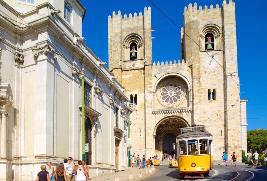 Lisbon: City Tour Alfama, New Town and Belém - Belém: Portugal’s maritime era, Jerónimos, and the iconic riverside route
