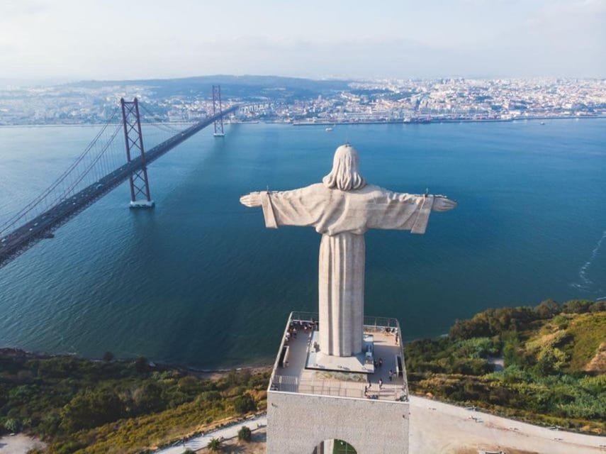 Lisbon City Tour: All Must-See Attractions with Expert Guide - LX Factory: when modern Lisbon joins the party