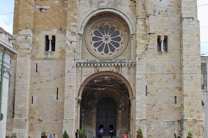 Lisbon city tour full day 9 am to 6 pm (private tour) - Price and Value: What $161.83 Buys You