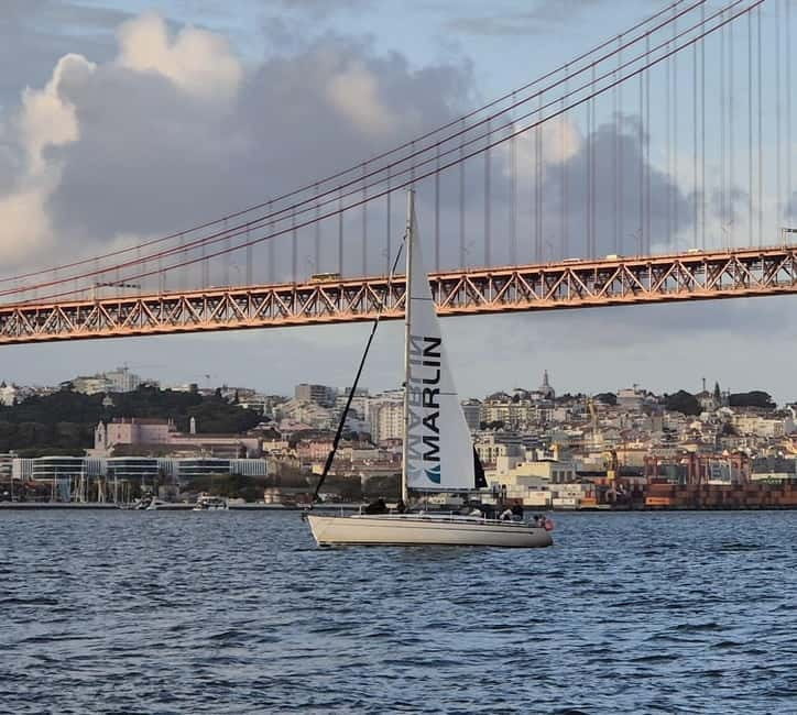 Lisbon: Classic Yacht Tour with Drinks and Pastel de Nata - Key highlights to look for