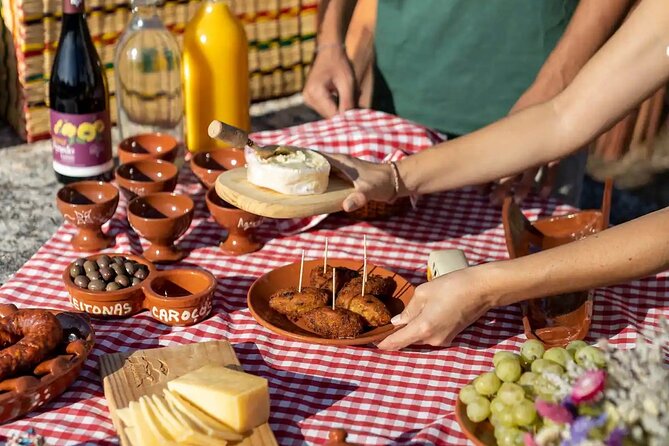 Lisbon Countryside Food Tour on a Vintage Car - Food and Drinks: What’s Included and How It Feels