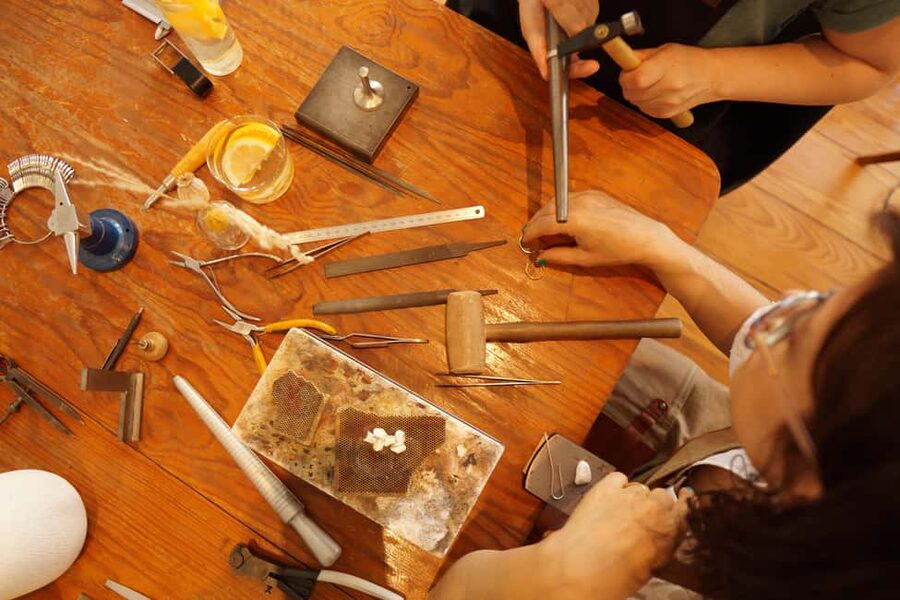 Lisbon: Couples’ Silver Jewelry Workshop with Local Artisans - What you can make: silver rings, silver earrings, and limits that keep it realistic