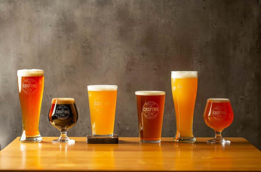 Lisbon Craft Beer Experience: 5 Tastings with Local Brews - A one-hour beer lesson in Lisbon’s city-center brewery