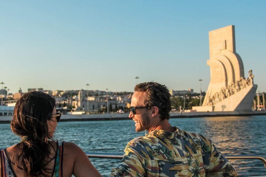Lisbon: Cruise to the Beach with BBQ, Open Bar and Music - Getting There Near Praça do Comércio Without Losing Time