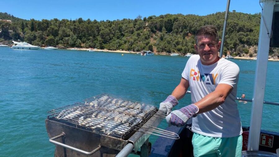 Lisbon: Cruise to the Beach with BBQ, Open Bar and Music - Boat Rules and Comfort Checks (Including Outside Drinks)