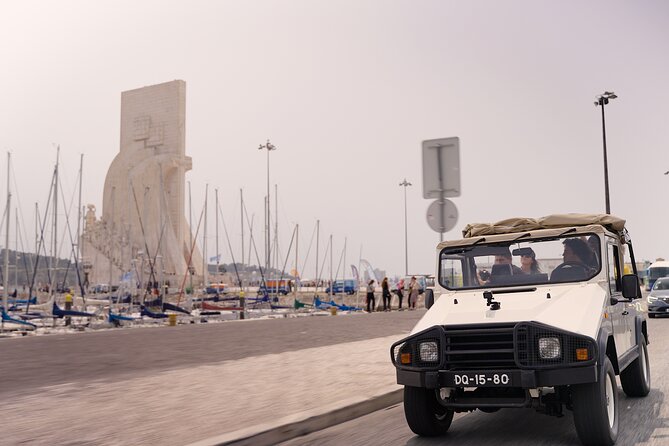 LISBON DAILY TOUR in a Vintage Jeep with FOOD&DRINK Tastings - Pickup and getting started: easy logistics, real flexibility