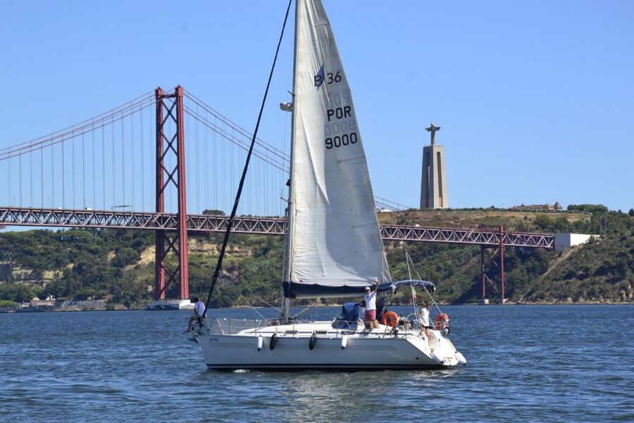 Lisbon: Day and Sunset Tour on the Tagus River - Lisbon Waterfront Landmarks You’ll Spot Along the Way