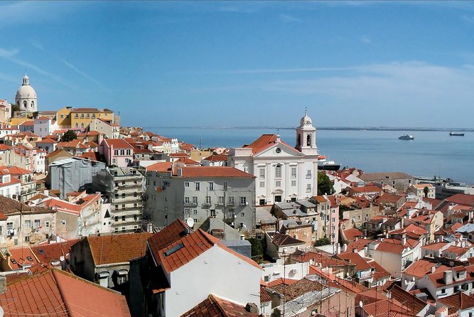 Lisbon Day Trip from the Algarve - Alfama’s streets and the climb-to-the-view feeling