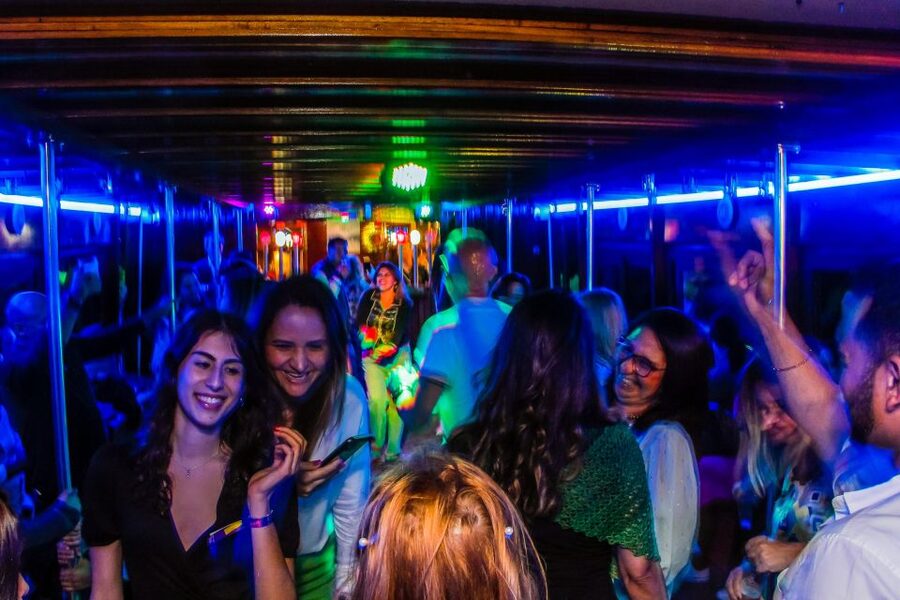 Lisbon: Disco Night Cruise with DJ and Open Bar - Crew, Comfort, and Onboard Rules You Actually Need to Know