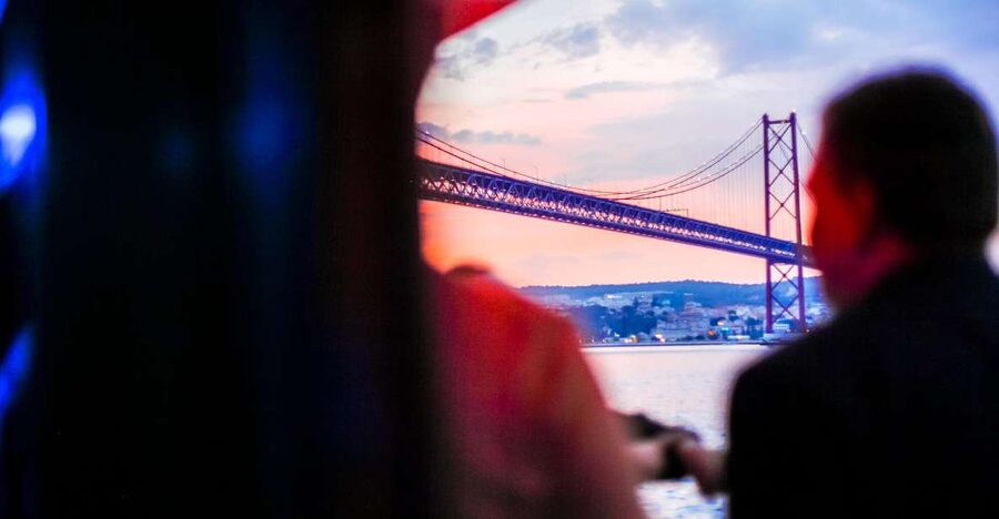Lisbon: Disco Night Cruise with DJ and Open Bar - The 2-Hour Disco Cruise: What the Night Feels Like