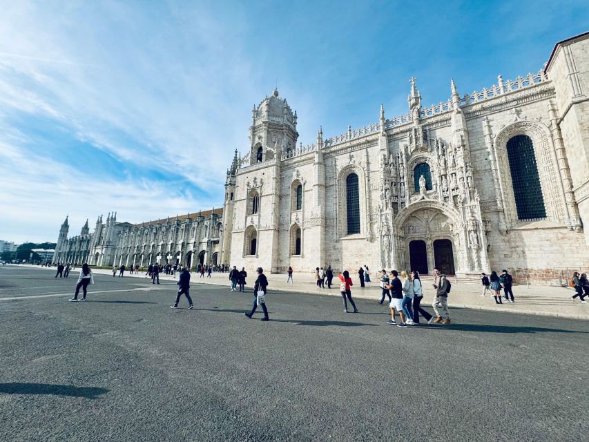 Lisbon: Discover Belem by electric Tuk Tuk - MAAT Rooftop Views and the Tagus River Pass-By