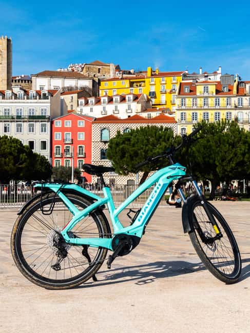 Lisbon: E-Bike Adventure Through the City of Seven Hills - Miradouro da Graça to Senhora do Monte: the viewpoint circuit payoff