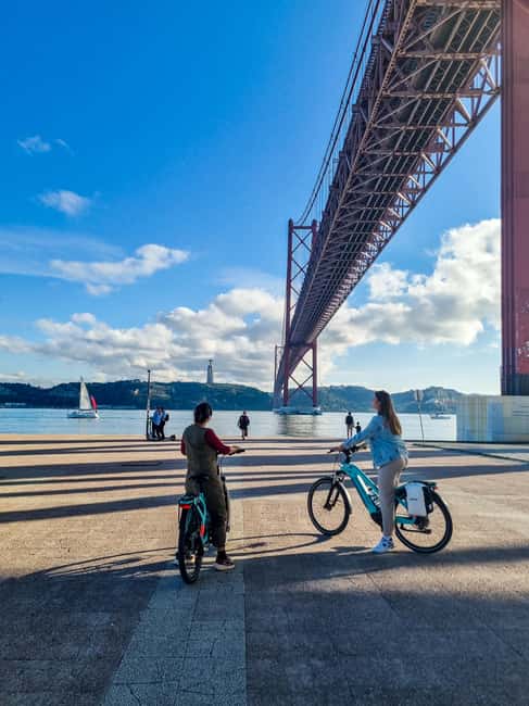 Lisbon: E-Bike Adventure to Belém with Pastel Tasting - Pastel de Belém Tasting: The Real Reason to Go