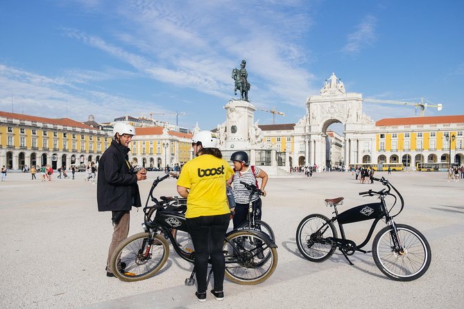 Lisbon E-Bike Tour Commerce Square, Mouraria and Alfama - National Pantheon and São Vicente de Fora: baroque over centuries