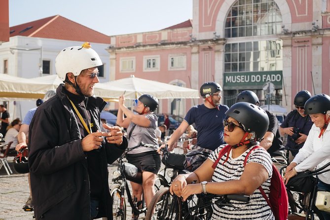 Lisbon E-Bike Tour Commerce Square, Mouraria and Alfama - Graça miradouro area and the climb toward São Jorge Castle
