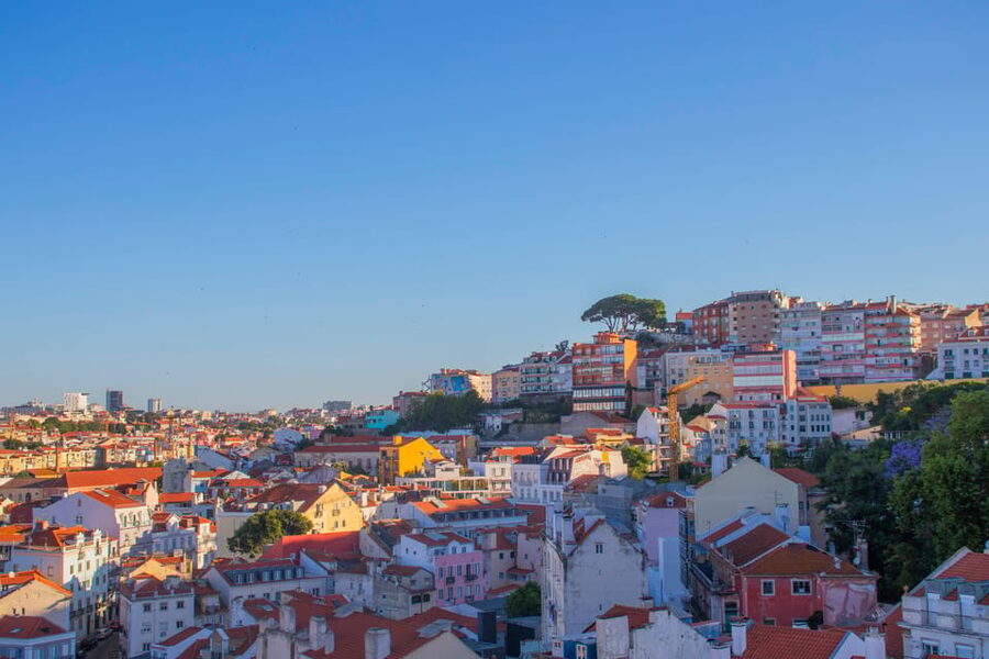 Lisbon: Early Morning TukTuk Tour - hotel/cruise ship pickup - Alfama, Mouraria, and Graça: The Quiet Lisbon Morning Loop
