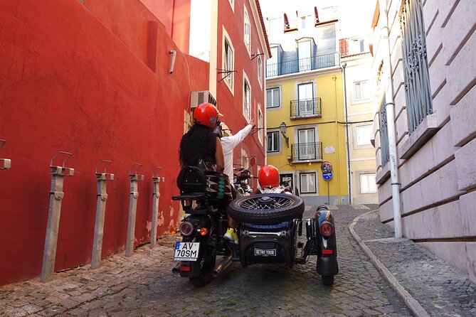 Lisbon El Cristo-Rei - Private Vintage Sidecar Tour - Casa da Cerca: Coffee, Art, and a Calm Break