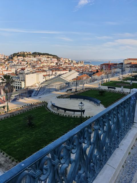 Lisbon: Electric Tuk Tuk Private Tour of the Seven Hills - Portas do Sol and Santa Luzia: Tiles, Lookouts, and Photo Stops That Make Sense