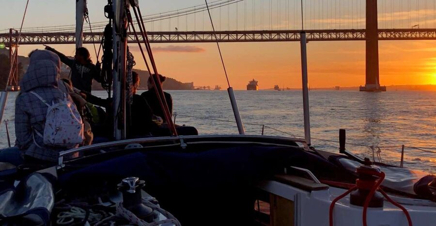 Lisbon: Enjoy a Sunset or Night Tagus River Sailboat Cruise - The first stretch: Monument to the Discoveries and the Belém Tower viewpoint