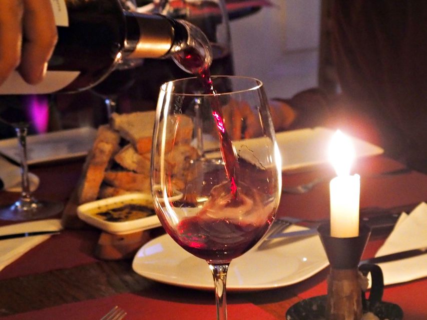 Lisbon: Evening Local Food Crawl with Drink Pairings - What the Lisbon Petiscos Crawl Really Feels Like at Night