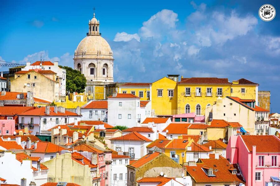 LISBON : EXPLORE OLD TOWN ALFAMA BY ELECTRIC TUK TUK - Miradouro da Senhora do Monte for that 180-degree moment