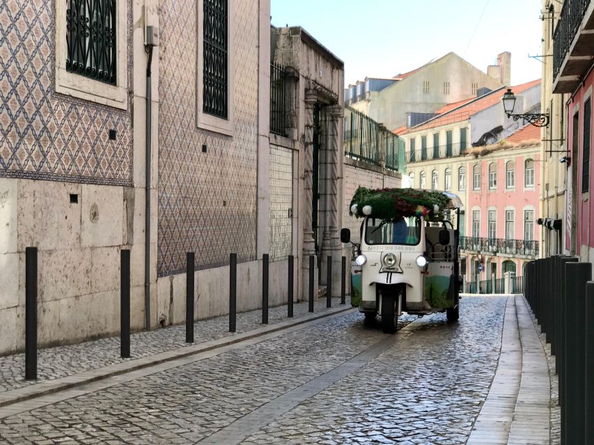 Lisbon: Famous 28 Tram Line Guided Private Tour by Tuk-Tuk - Key highlights you’ll actually feel during the ride
