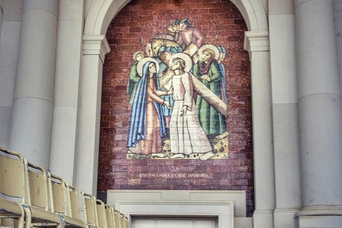 Lisbon: Fátima Pilgrimage Tour – Small Group Spiritual Experience - Museu do Santuario de Fátima: The Artifact Stop That Adds Real Meaning