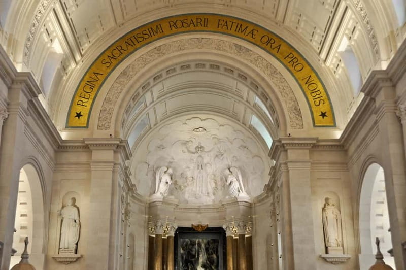 Lisbon: Fátima Sanctuary & Little Shepherds' Village - Inside Fátima Sanctuary: Chapel of the Apparitions and the Rosary Basilica