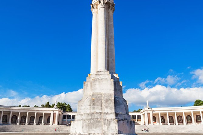Lisbon: Fátima & The Shepherds Children Home Self-Guided Tour - Why Lisbon to Fátima feels easier as self-guided