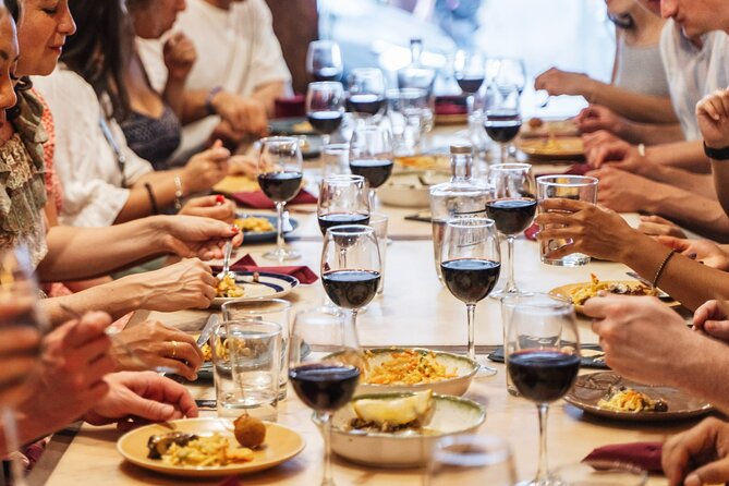 Lisbon Flavours: Baixa Guided Food Tour with Portuguese Wine - Stop 1 at Supremo Tribunal de Justiça: the welcome sign and why the first stop matters