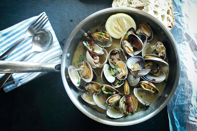 Lisbon Food and Wine Tasting Tour of HIDDEN GEMS (Small Groups) - Should you book this Lisbon food and wine tour?