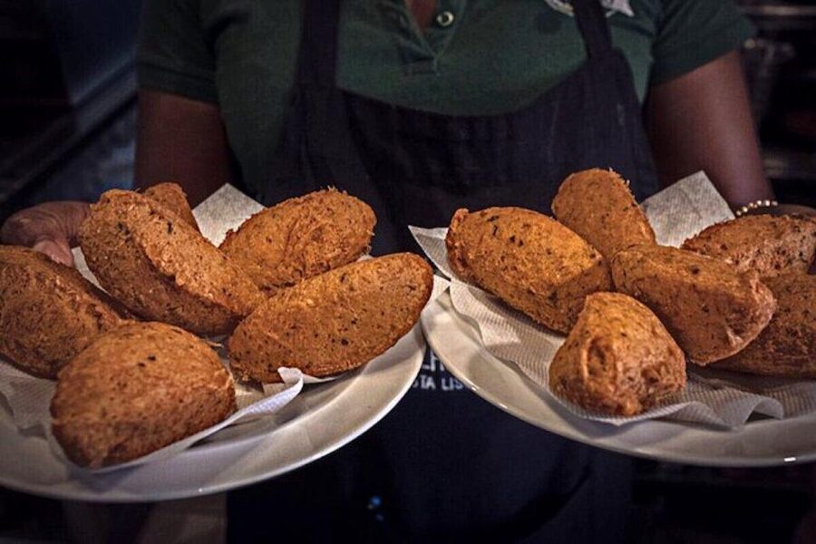 Lisbon Food and Wine Walking Tour - A Lisbon food tour that teaches by tasting