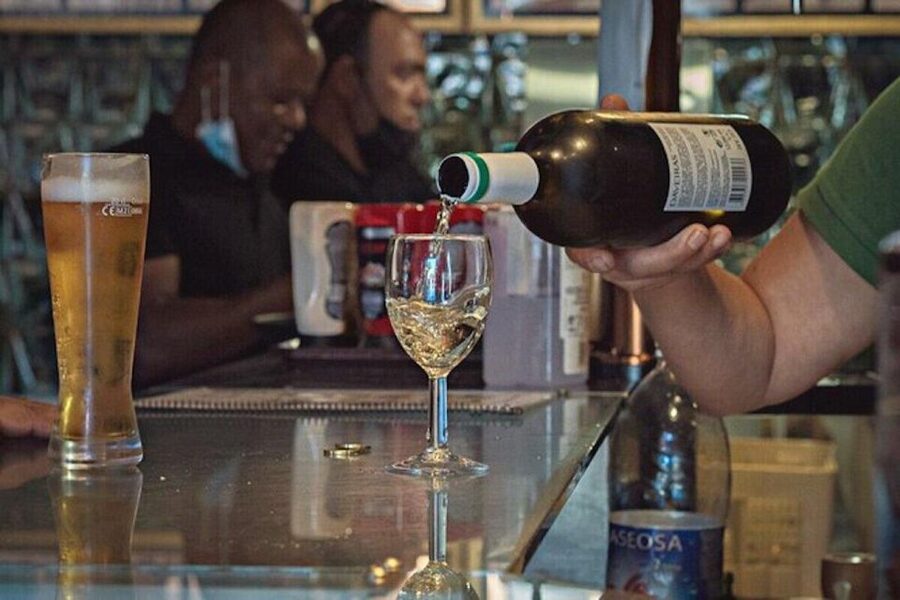 Lisbon Food and Wine Walking Tour - Practical tips so you enjoy every stop