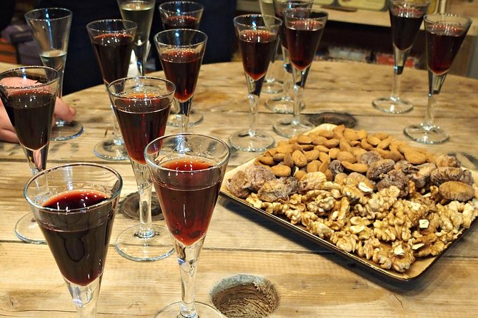 Lisbon Food & Local Drinks Evening Tour by Food Lover Tour - Stop 2: cheese and cold cuts with port pairing